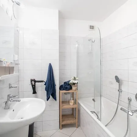 Ausstattung Netflix Wlan Station