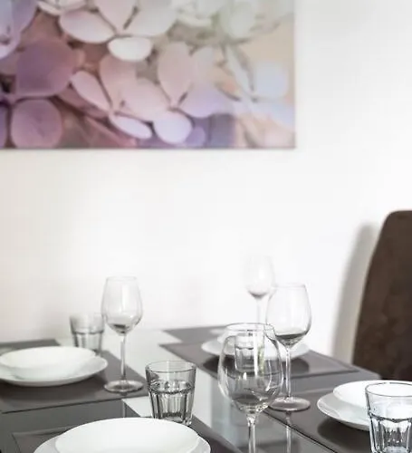 Ausstattung Netflix Wlan Station Krefeld